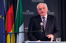 Bertie Ahern.jpg