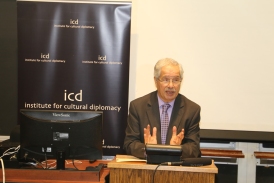 Mushin al-Musawi 5.jpg