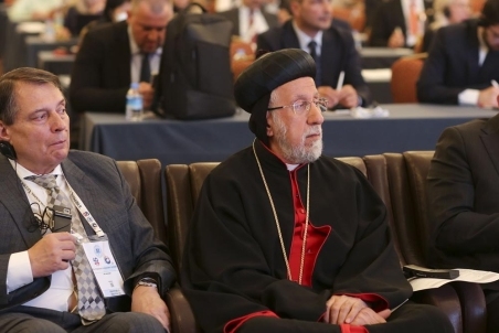 Mor-Filuxinos-Yusuf-Cetin-02.jpg