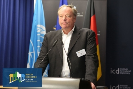 Dirk Niebel 01.jpg