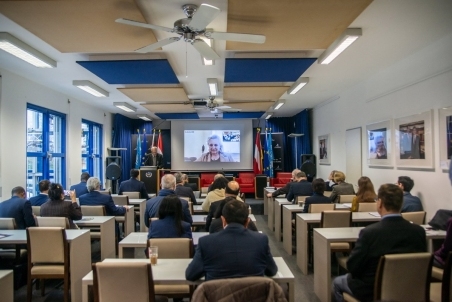 Karin Kneissl 03.jpg