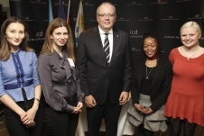 2014_03 BIEC 194.jpg