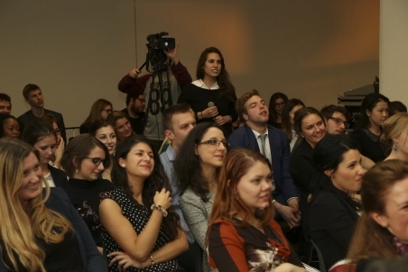 2014_03 BIEC 123.jpg