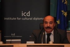 2011_12 Intl Conf. CD in the EU 099.jpg