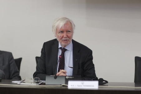 Erkki_Tuomioja_003.jpg