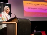 Zuraida_binti_Kamaruddin_Arab_World_2016.jpg