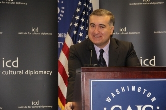 Elin Suleymanov1.jpg