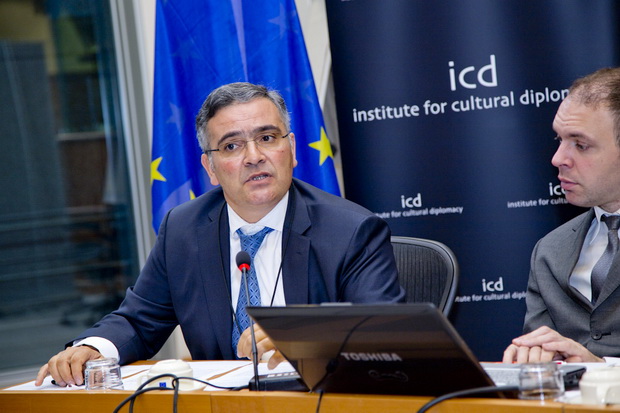6d9c26a48bdb09f94ee065c127ae636d.jpg