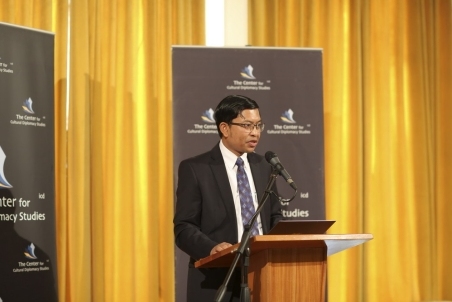 Minister Win Zeyar Tun (2).jpg