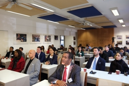 EconomicForum125.jpg