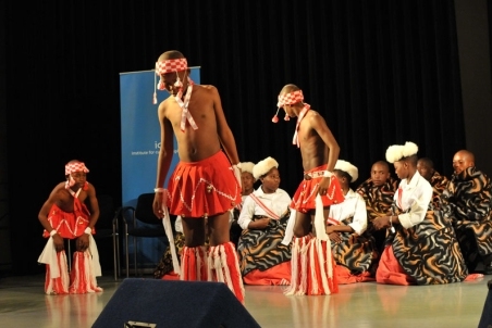 20090609_Lesotho_Traditional_Dance_DSC_9498.jpg