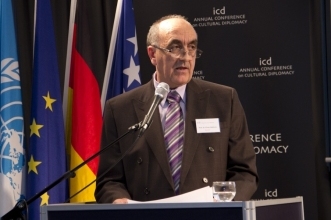 enver.jpg