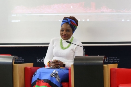 Vera Kamtukule 03.jpg