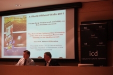 2011_09 A World without Walls 019.jpg