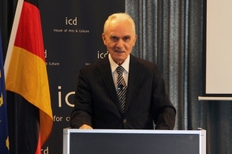 IMG_0363 Yasar Yakis.jpg