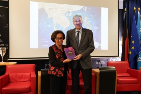 Emil Constantinescu 003.jpg