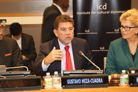 Gustavo Meza Cuadra 1.jpg