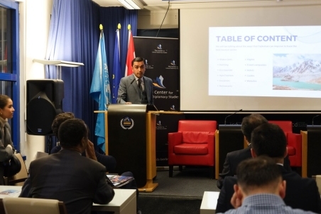 EconomicForum073.jpg