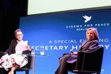 04-Hilary-Event-Photos-Hilaryevent10.jpg
