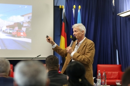 EconomicForum017.jpg