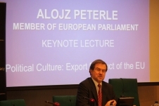 2011_12 Intl Conf. CD in the EU 042.jpg