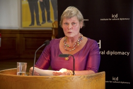 marie-louise von plessen (1).jpg