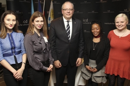 2014_03 BIEC 194.jpg