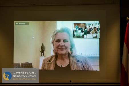 Karin Kneissl 01.jpg