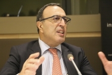 201709_CD_in_UN_100.jpg