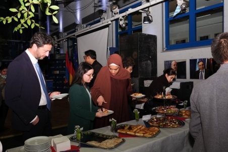 EconomicForum150.jpg