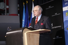 Dr.-Prof.-Stetsenko-1.jpg