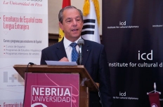 Lawrence Gonzi 3.jpg