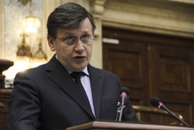 Crin Antonescu.jpg