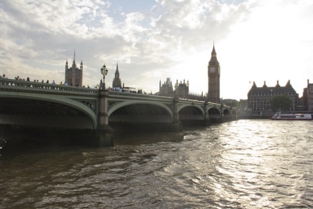 2013_07 ICD World Tour_UK 02.jpg