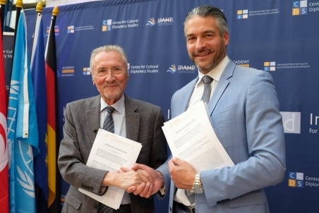 Emil Constantinescu 016.jpg