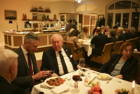 202503_BEF_Networking50.jpg