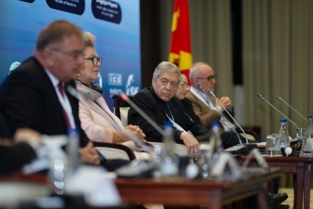 Yossi Beilin04.jpg