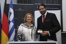 2014_03 BIEC 190.jpg