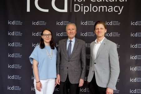 Emil Constantinescu 011.jpg