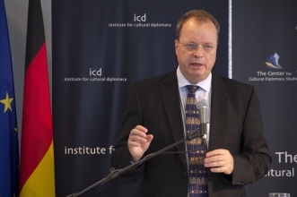 Andreas Kraemer (2).jpg