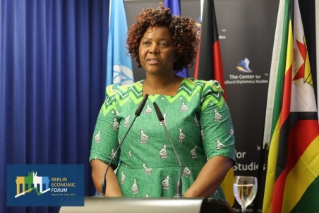 Alice Mashingaidze 01.jpg