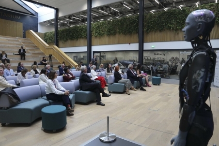 202509_SF_Audience-Meetings_017.jpg