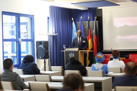 Derek Lakudzala 03.jpg