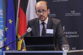 aba-hussein.jpg