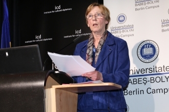 annie_guenard_desintegration2016.jpg