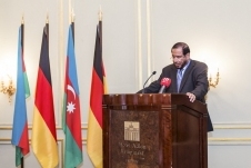 Azer (475).jpg