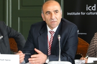 fayik_yagizay_reykjavik2016.jpg