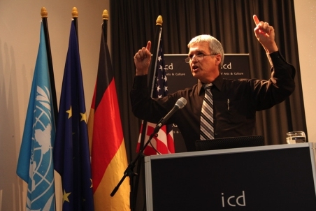Carl Wilkens 11.jpg
