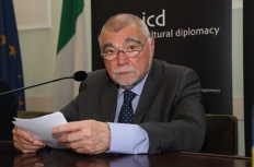 Stjepan Mesic.jpg