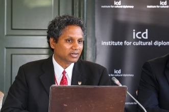 akaash_maharaj_reykjavik2016.jpg